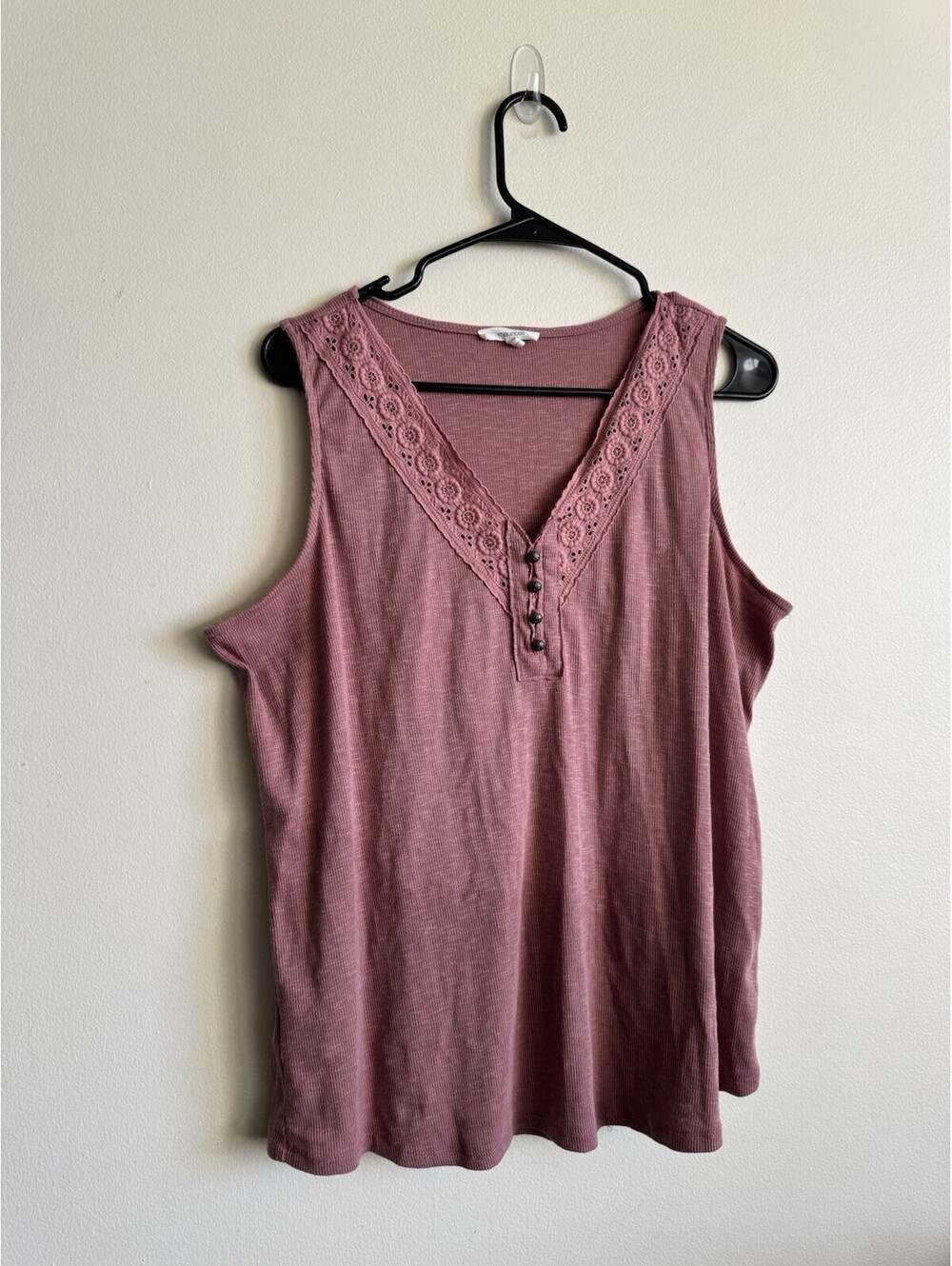 Maurices Crochet Yoke Henley Tank Top in a smoke mauve Size Large GC